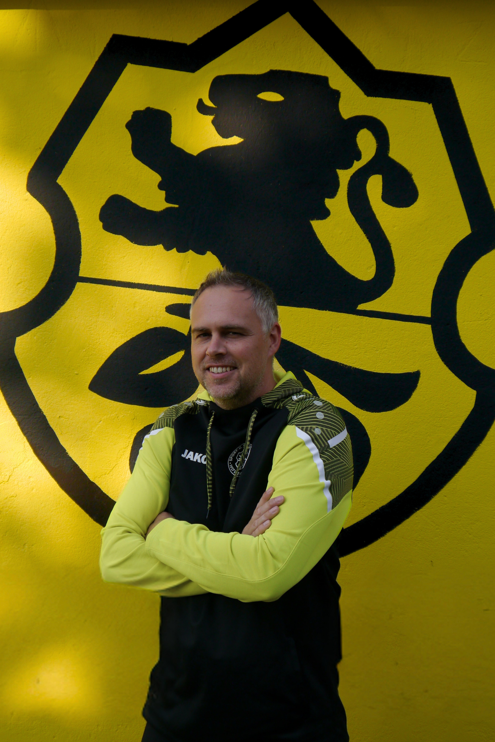 Dennis Schwarz
